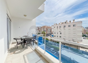 Апартаменты 1+1 в районе Махмутлар