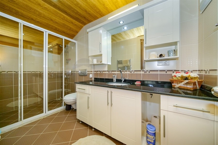 Пентхаус 3+1 в центре Алании