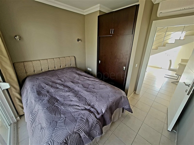 Уютный пентхаус 3+1 с мебелью в районе Оба