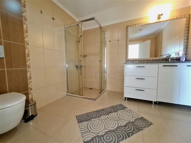 Уютный пентхаус 3+1 с мебелью в районе Оба