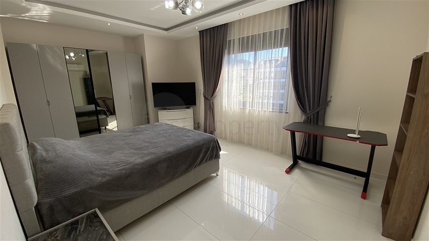 Пентхаус 3+1 в районе Оба 