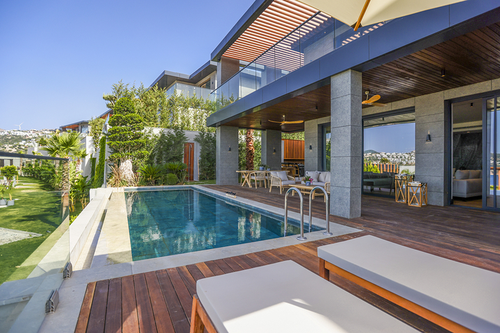 Резиденции и виллы с видом на море в районе Гюмюшлюк