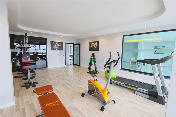 Меблированные апартаменты 3+1 на первой береговой линии