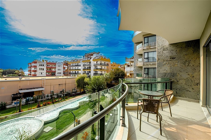 Квартира 1+1 в центре Алании в одном из самых лучших комплексов только на длительный срок