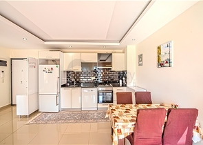 Квартира 1+1 в популярном жилом комплексе в районе Авсаллар