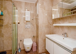 Квартира 1+1 в популярном жилом комплексе в районе Авсаллар