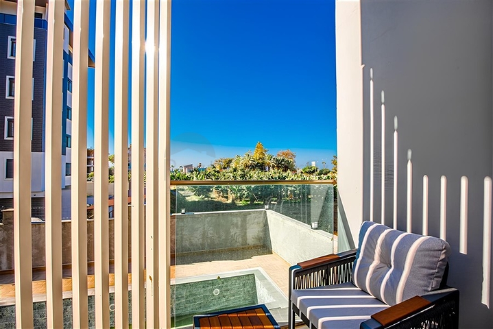 Эксклюзивное предложение- Дом на 10 квартир в Кестеле всего 170 м от моря