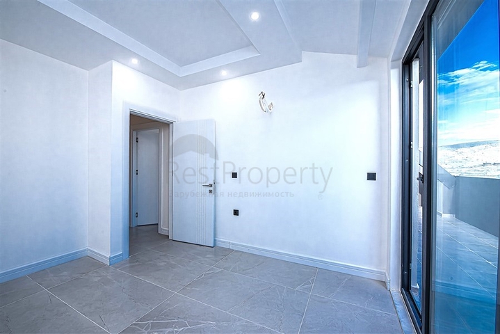 Пентхаус 3+1 в районе Каргыджак в 350 м от моря 