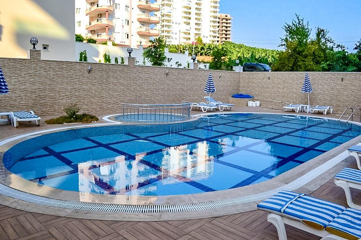 Меблированная квартира 1+1 в Махмутларе