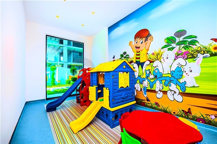 Новый квартира 1+1 в районе Махмутлар