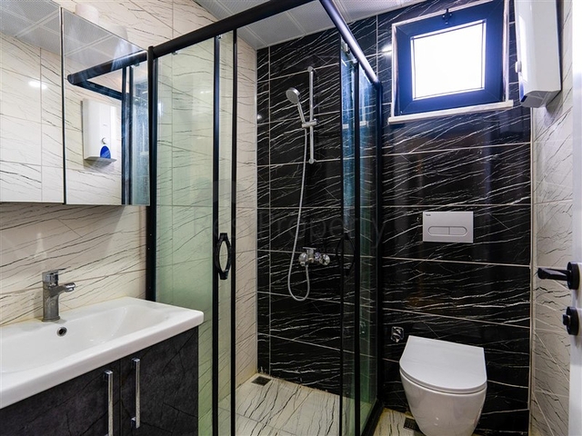 Новая квартира от собственника планировкой 1+1 в районе Оба