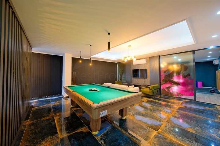 Новая квартира от собственника планировкой 1+1 в районе Оба