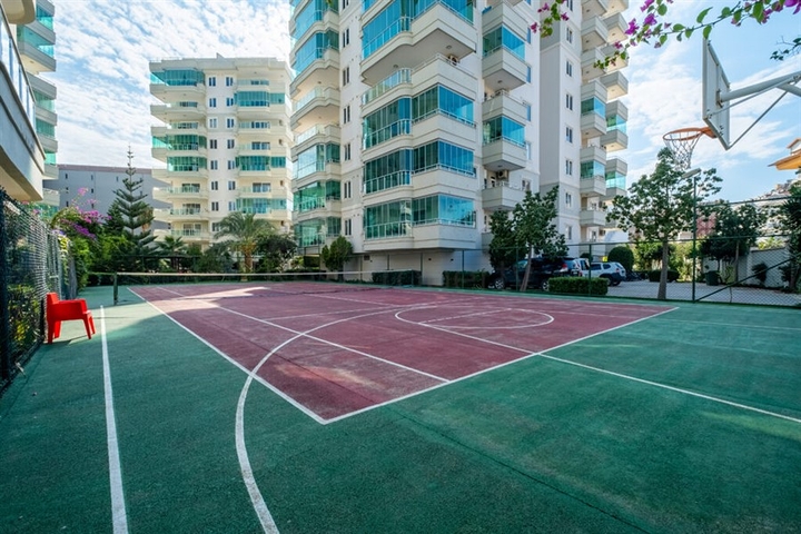 Квартира планировкой 2+1 в 200 м от моря