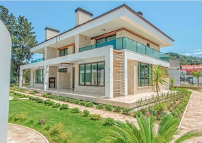 Шикарная вилла 3+1 в Кемере