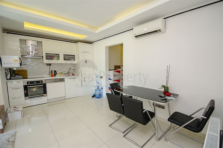 Двухкомнатная квартира с мебелью в комплексе отельного плана