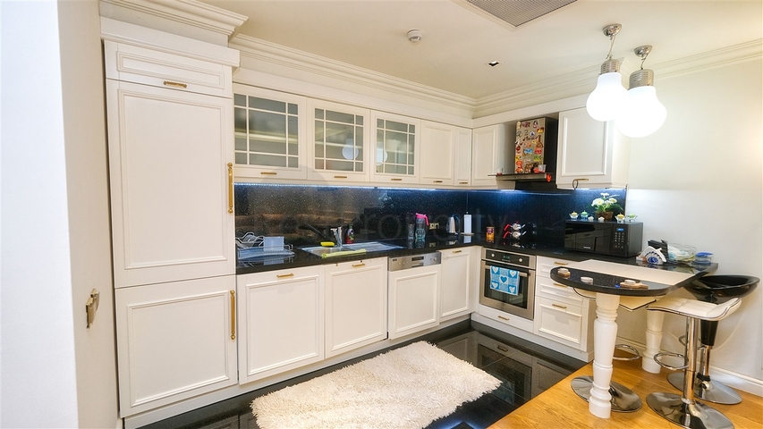 Квартира 2+1 в комплексе отельного плана в 5 минутах от моря