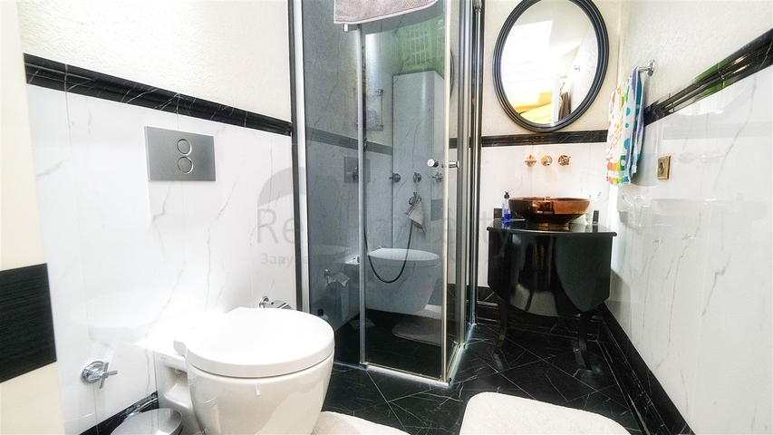 Квартира 2+1 в комплексе отельного плана в 5 минутах от моря