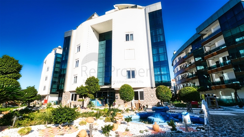 Квартира 2+1 в комплексе отельного плана в 5 минутах от моря