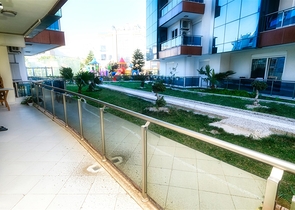 Квартира 2+1 в комплексе отельного плана в 5 минутах от моря