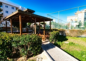 Квартира 2+1 в комплексе отельного плана в 5 минутах от моря