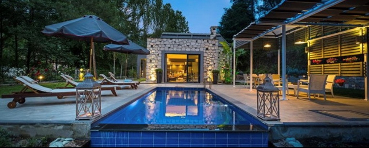 Вилла с большой усадьбой  в районе Фетхие