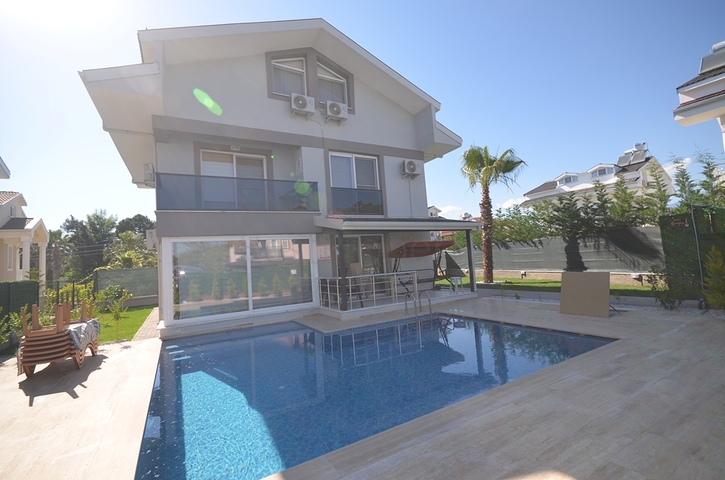 Вилла с мебелью в районе Фетхие