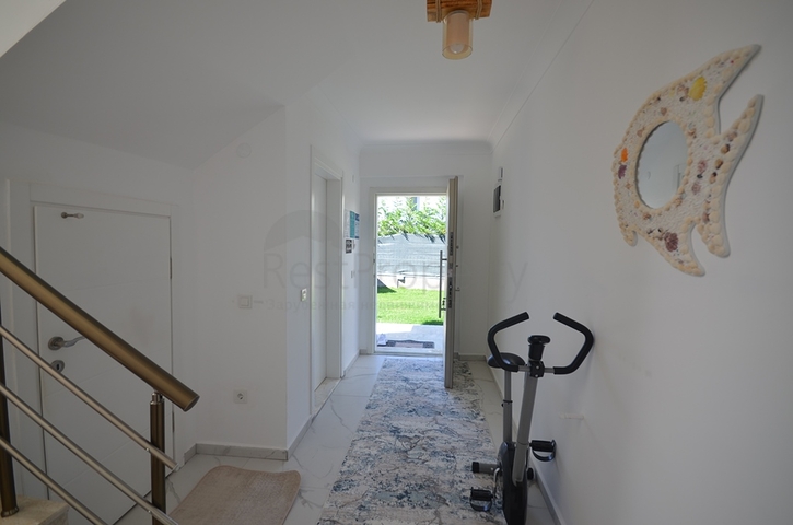 Вилла с мебелью в районе Фетхие