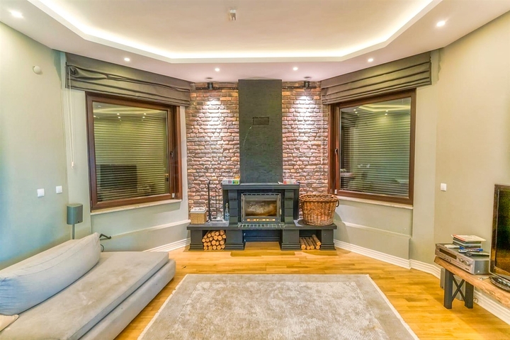 Вилла 7+1 с большим земельным участком в районе Дуаджи - Анталья