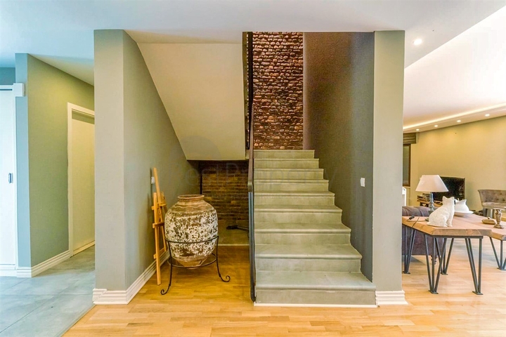 Вилла 7+1 с большим земельным участком в районе Дуаджи - Анталья