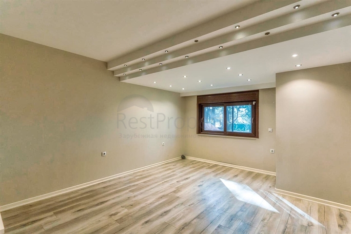 Вилла 7+1 с большим земельным участком в районе Дуаджи - Анталья