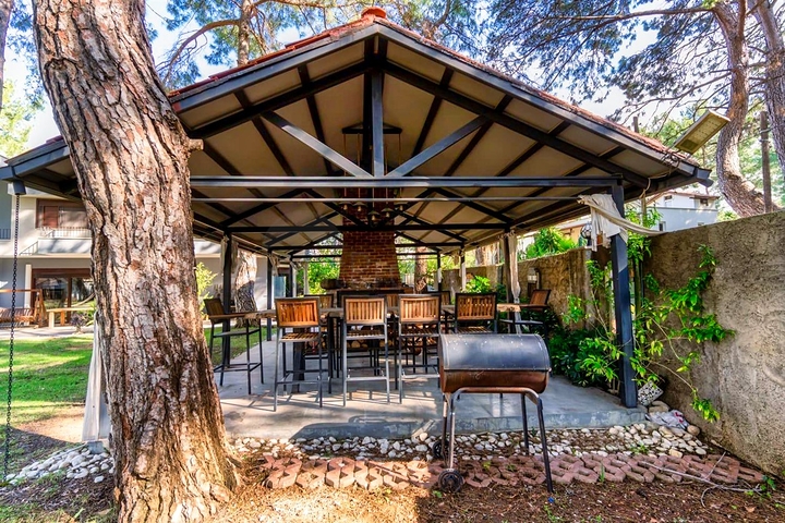 Вилла 7+1 с большим земельным участком в районе Дуаджи - Анталья