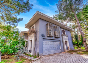 Вилла 7+1 с большим земельным участком в районе Дуаджи - Анталья