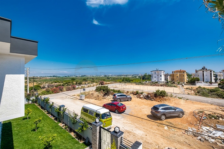 Вилла 4+1 в районе Лара - Анталия