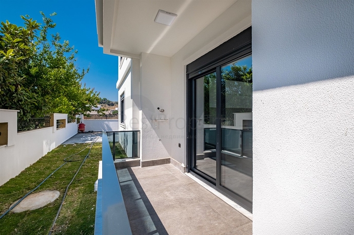 Вилла 4+1 в районе Лара - Анталия