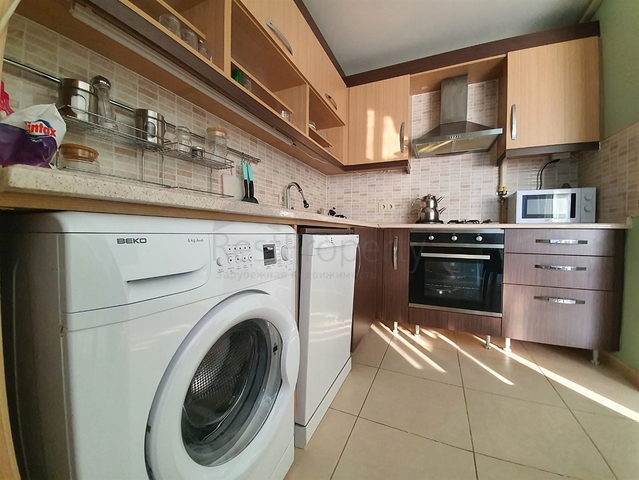 Квартира в 100 метрах от моря , 2+1  микрорайон Гюрсу - Анталия