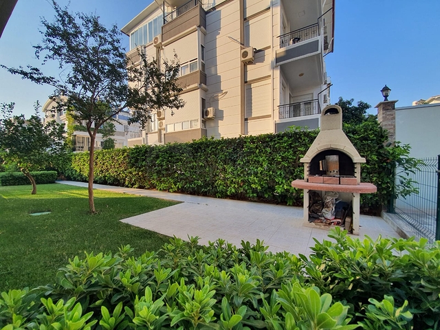 Квартира в 100 метрах от моря , 2+1  микрорайон Гюрсу - Анталия