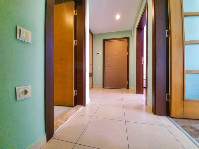 Квартира в 100 метрах от моря , 2+1  микрорайон Гюрсу - Анталия