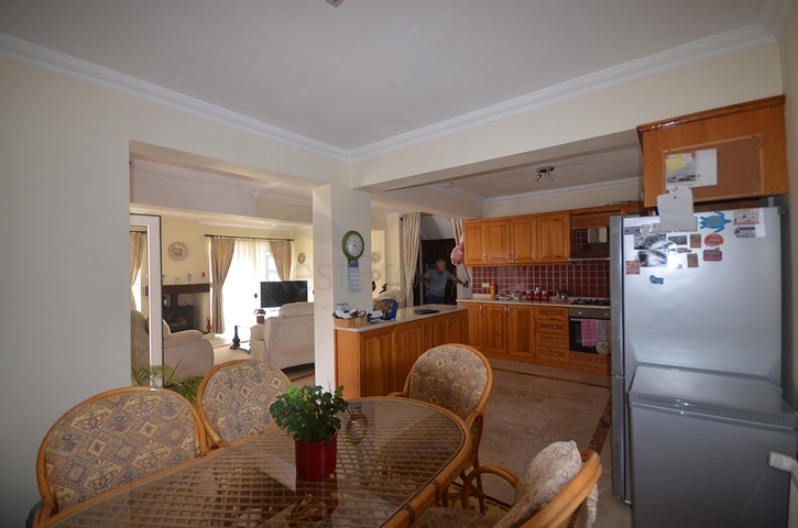 Вилла в микрорайоне Оваджик -  Фетхие