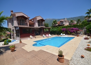 Вилла в микрорайоне Оваджик -  Фетхие