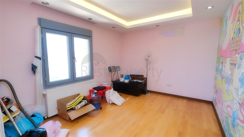 Квартира 4+1 в микрорайоне Гюрсу - Коньяалты 