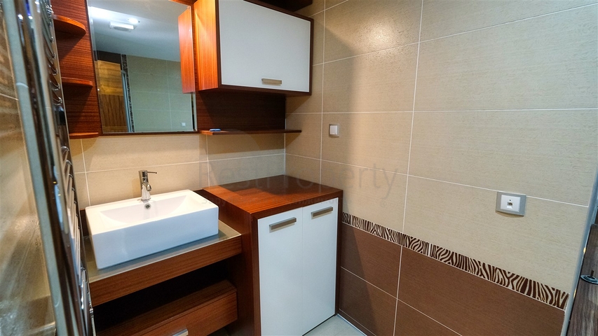 Квартира 4+1 в микрорайоне Гюрсу - Коньяалты 