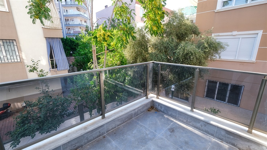 Квартира 2+1 в центре города Анталии