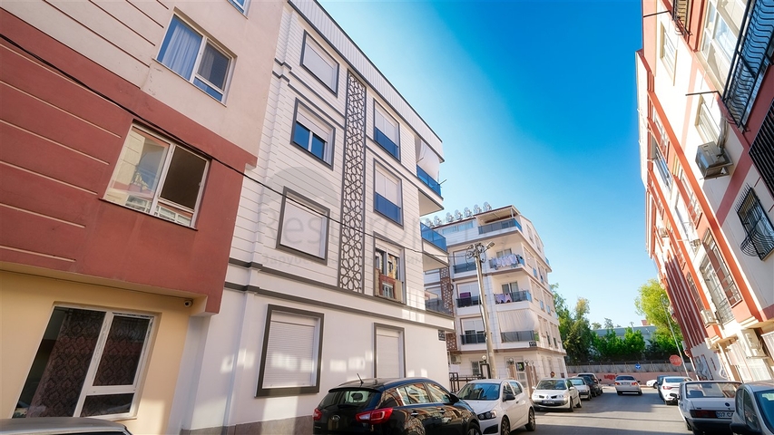 Квартира 2+1 в центре города Анталии