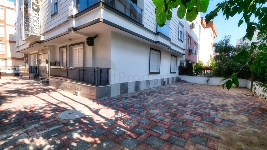 Квартира 2+1 в центре города Анталии