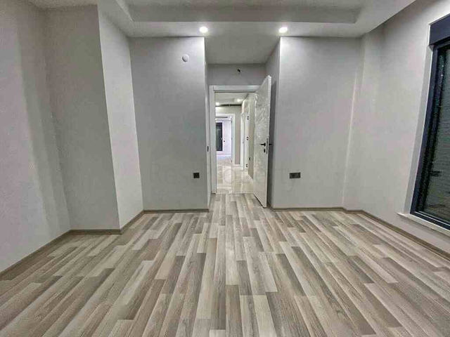 Новое комплексное здание в центре города Анталии