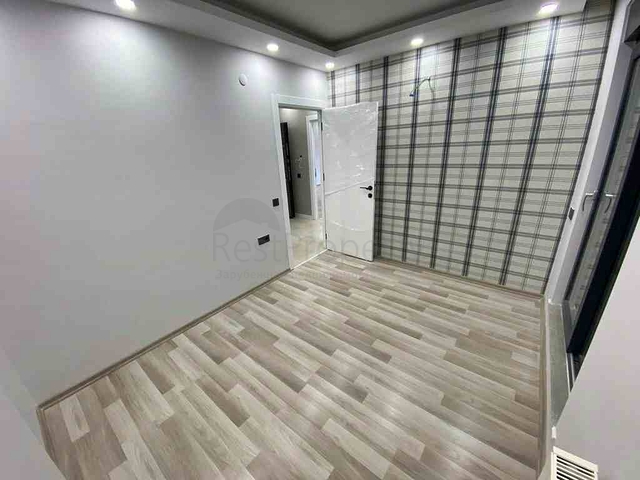 Новое комплексное здание в центре города Анталии