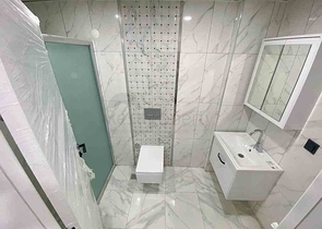 Новое комплексное здание в центре города Анталии