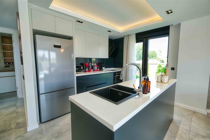 Виллы в микрорайоне Чамюва , Кемер - Анталия .