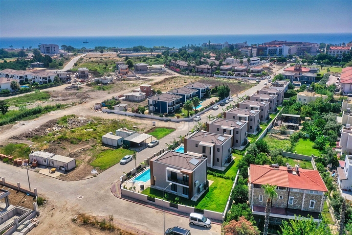 Виллы в микрорайоне Чамюва , Кемер - Анталия .