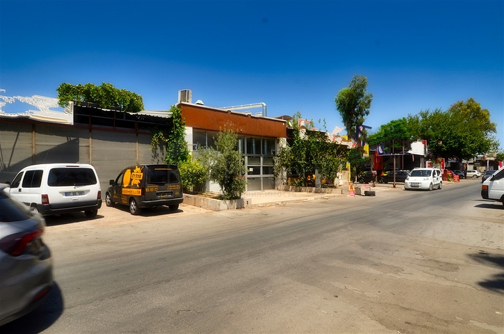 Станция Технического Обслуживания в промышленном центре города Анталии